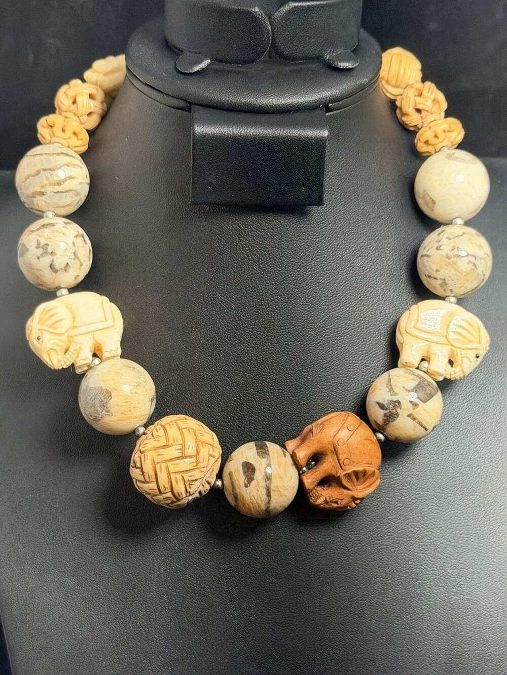 Vtg Chunky Artisan Bobe Carved Elephant & Fossil Stone Statement Necklace -Boho